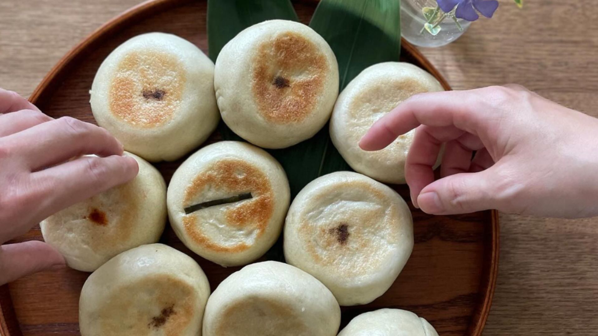 円山おやき満月屋のおやき
